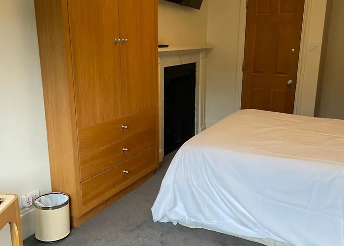 Kennington B & B
