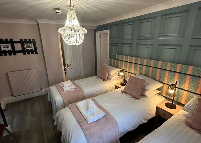 The Cambridge Guest House By Tas
